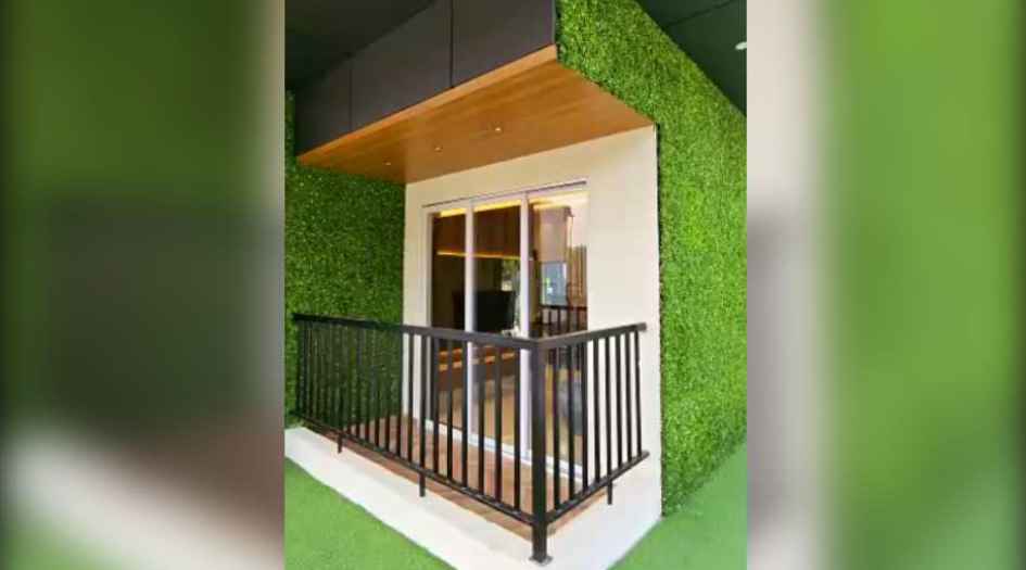 Green-Square-Gallery-Balcony